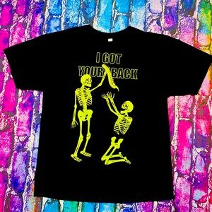 Modern Glow in the Dark “I GOT YOUR BACK” skeleton T cut tag size XL